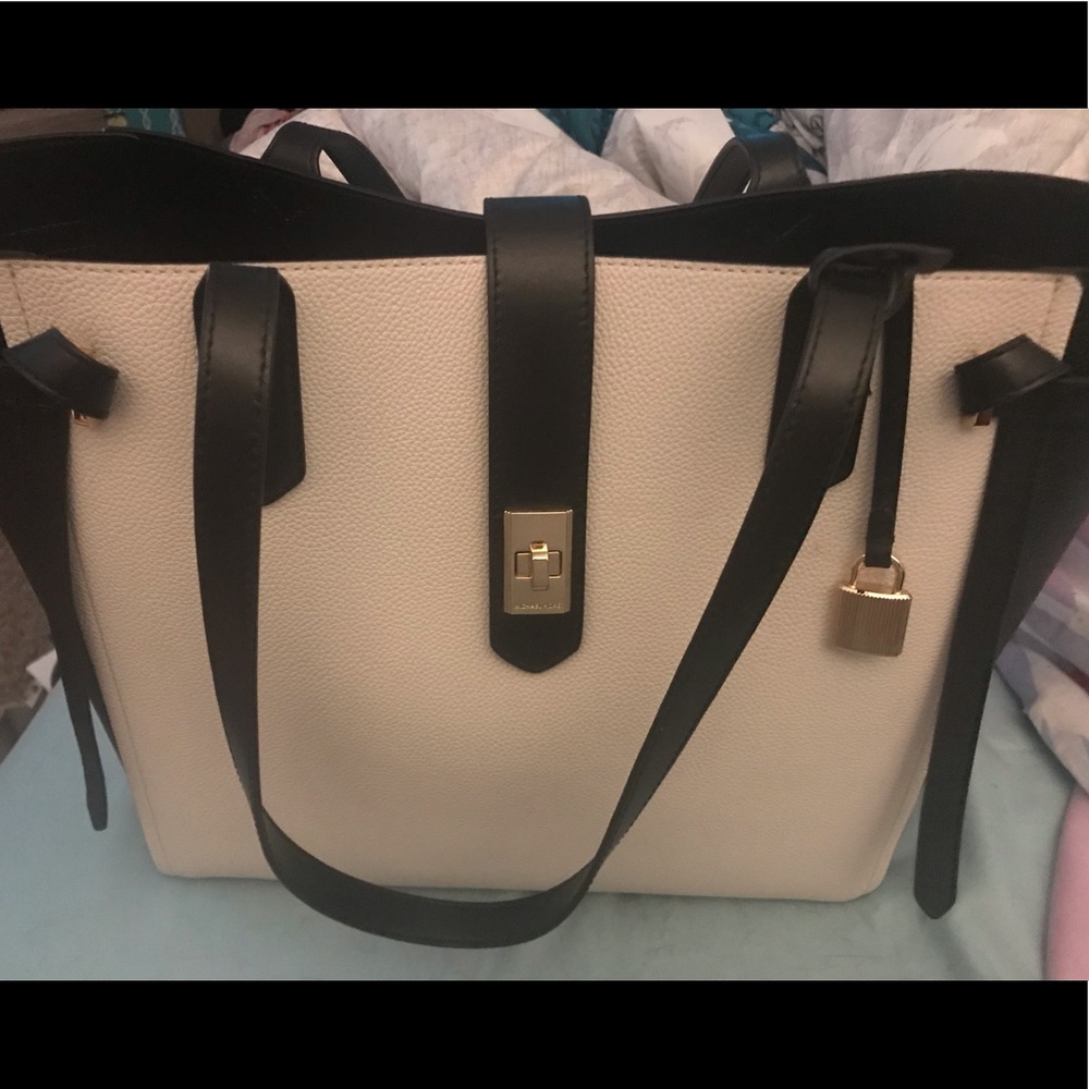 Michael Kors Tote